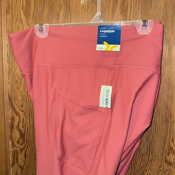 Old navy mauve pink powersoft leggings - Picture 2 of 2
